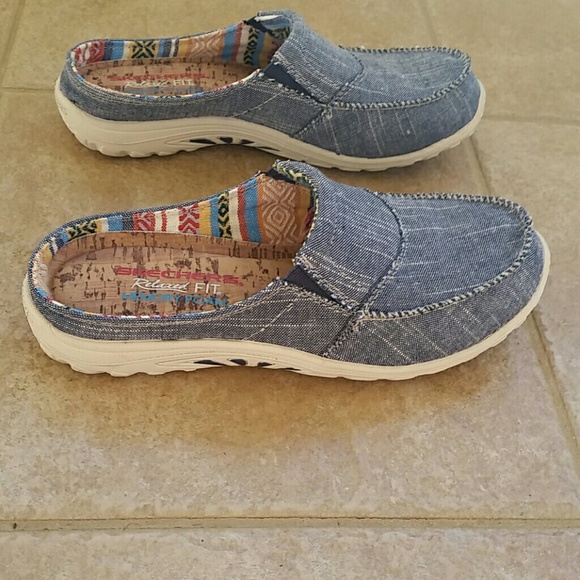 Skechers Shoes - Skechers relaxed slide on shoes